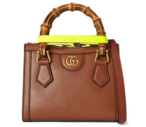 Diana Mini Tote Bag in leather – Gucci